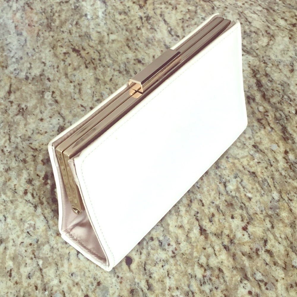 Nude patent leather clutch purse